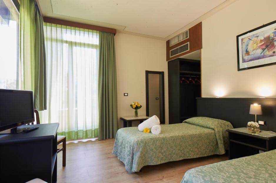 Hotel Lago Verde Serravalle Pistoiese Екстер'єр фото