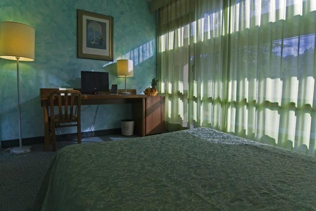 Hotel Lago Verde Serravalle Pistoiese Екстер'єр фото