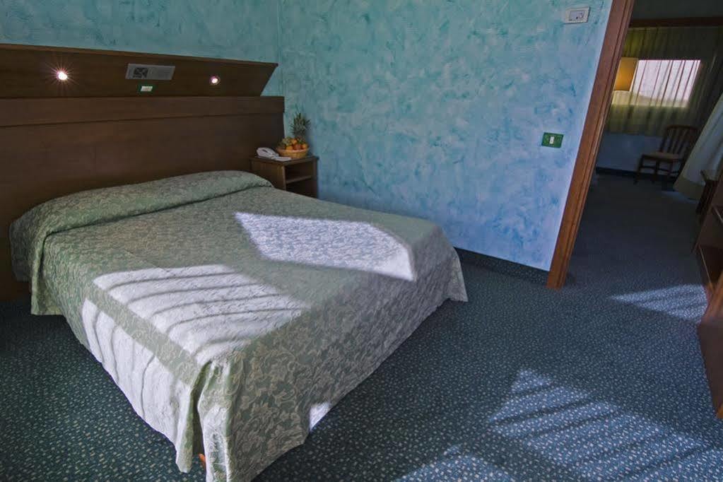 Hotel Lago Verde Serravalle Pistoiese Екстер'єр фото